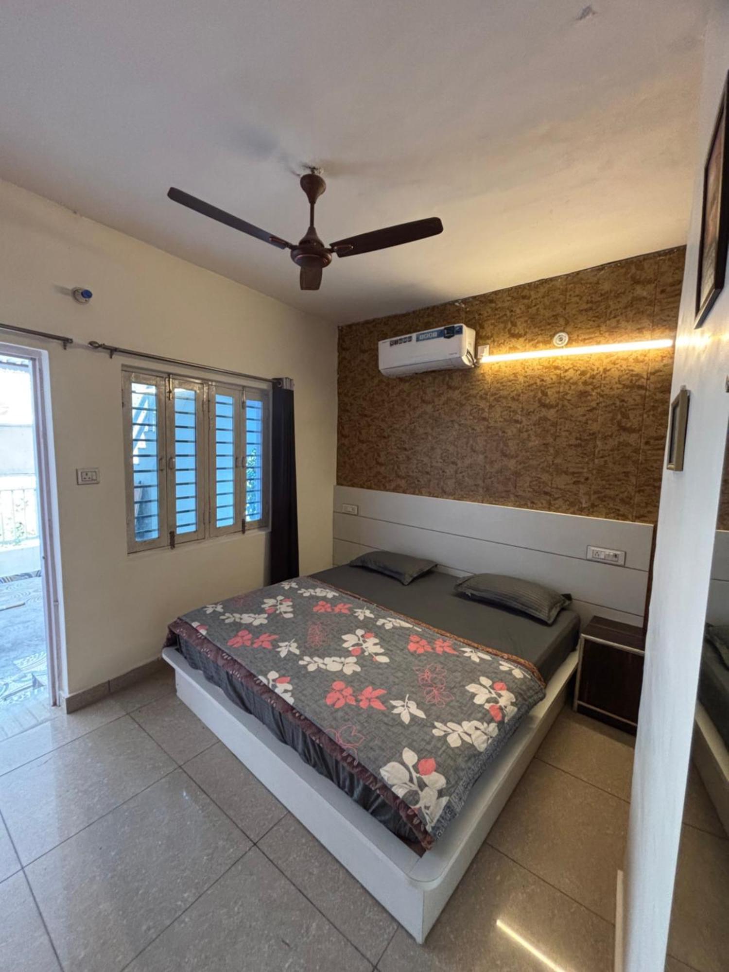 Hostel Krepodas Retreat House Rishikesh