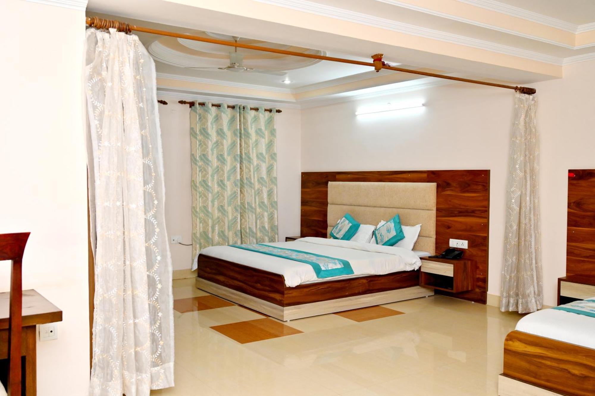 Hotel Prasanna Rishikesh