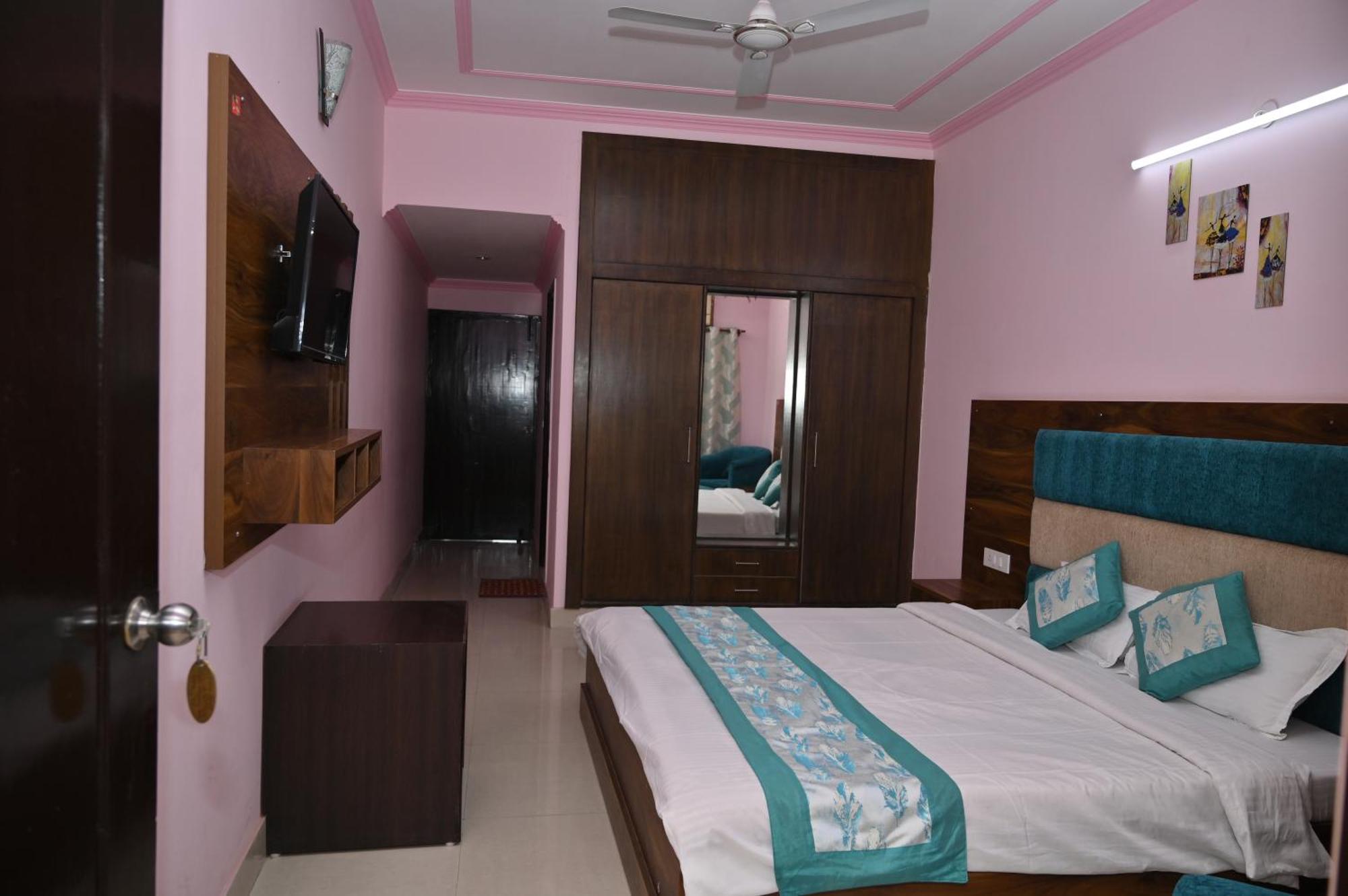 Hotel Prasanna