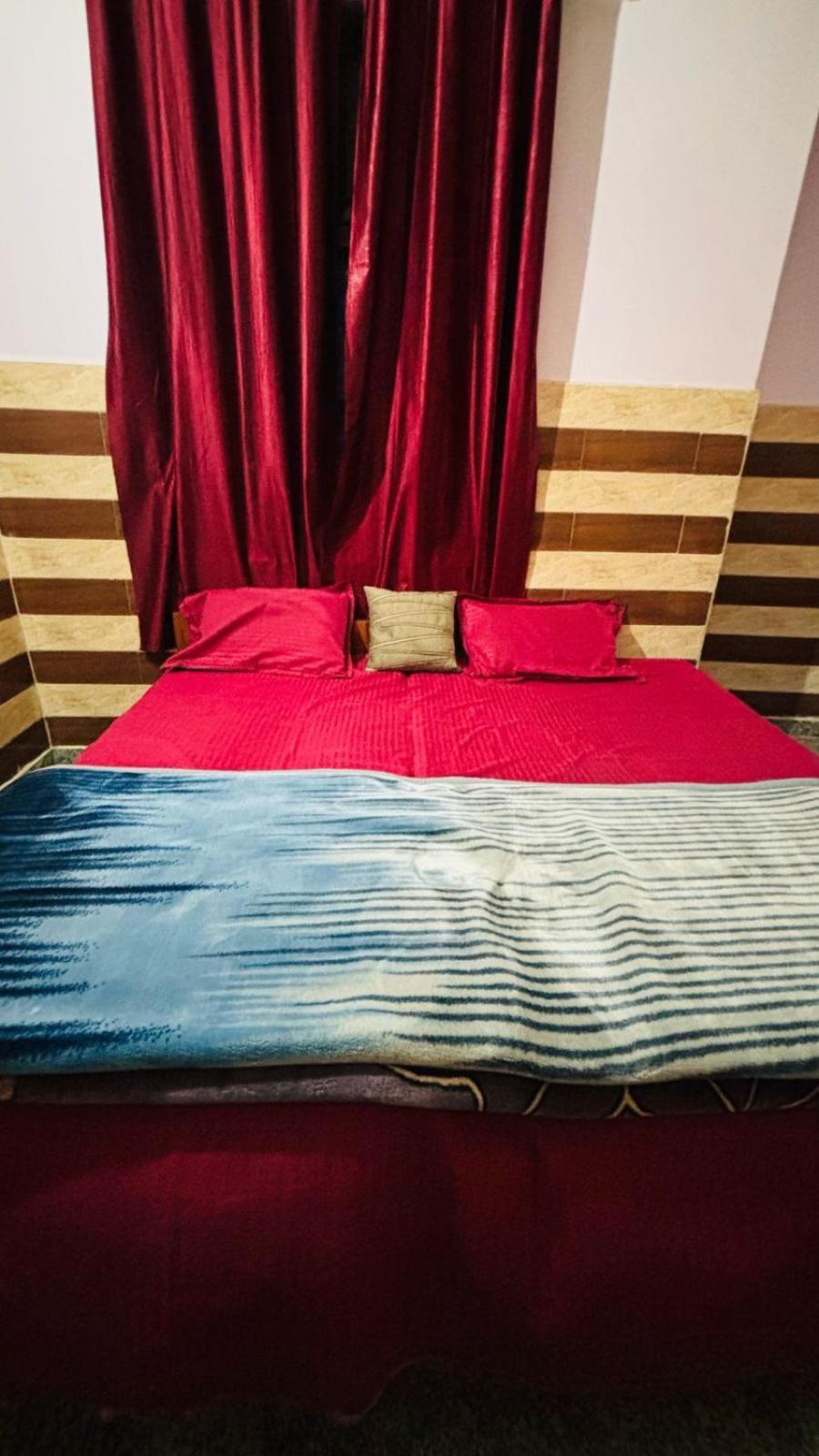 Negi Ngh Guest house