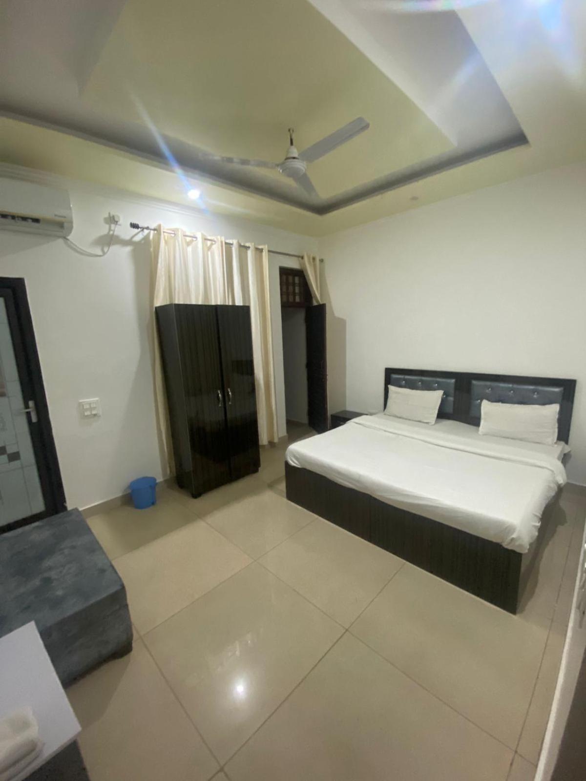 Bed & Breakfast Paradise Palm Rishikesh