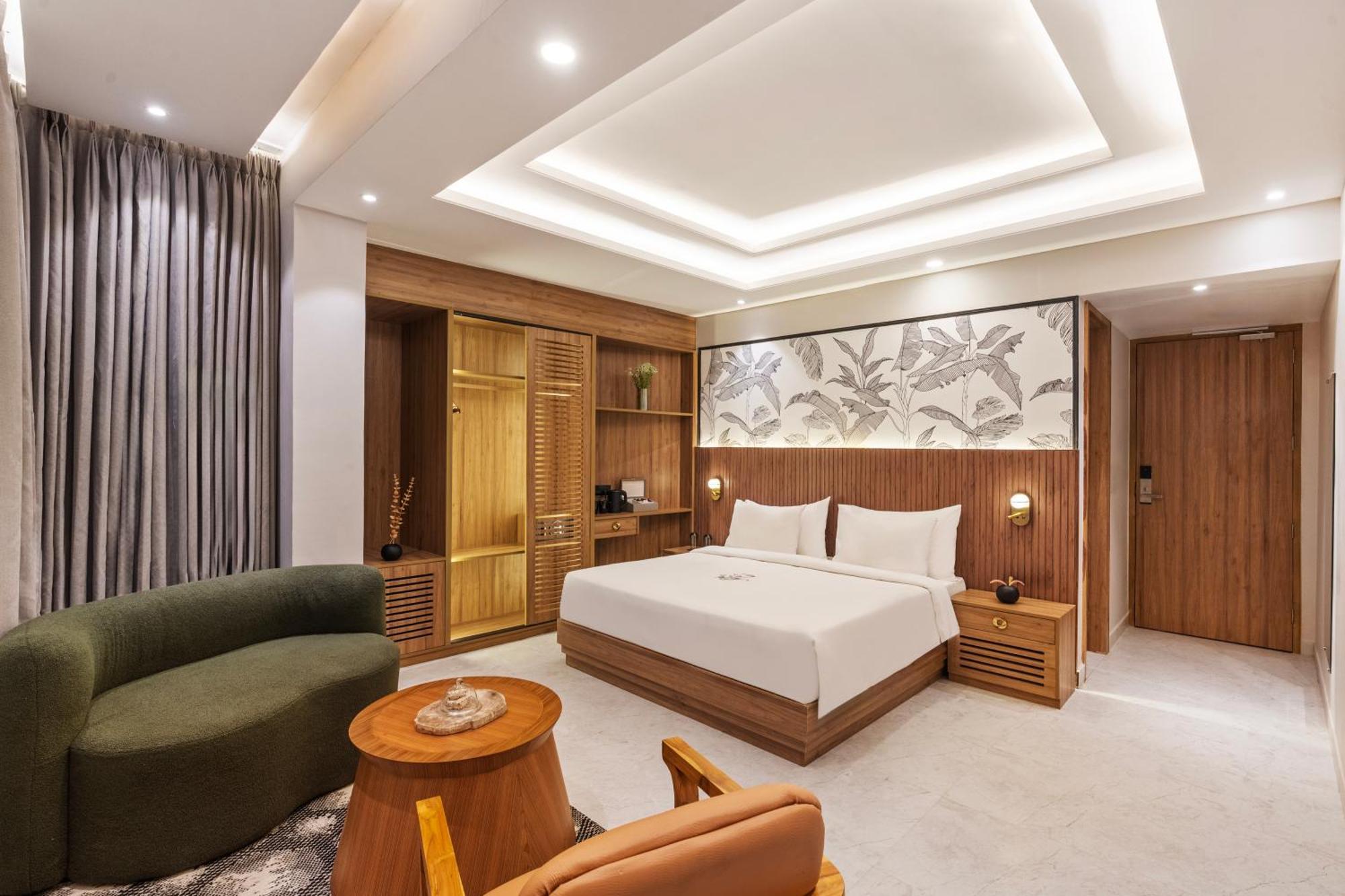 Hotel Zana By The Ganges, Tapovan,
