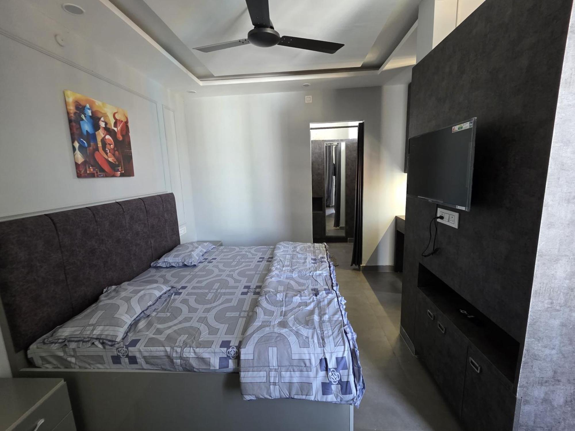 Indrangan Near Ganga Ji 3bhk