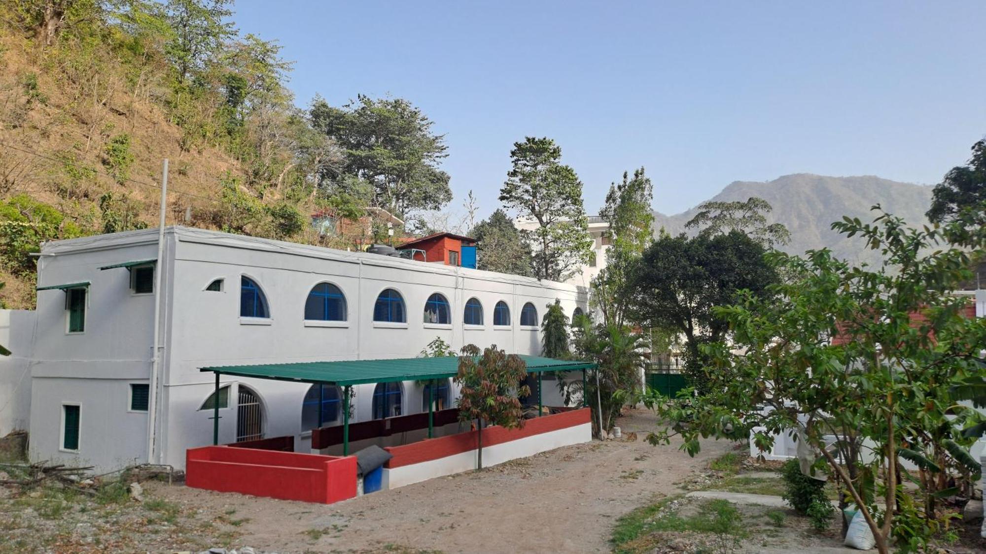 Swami Samarpan Ashram Bed & Breakfast Rishikesh