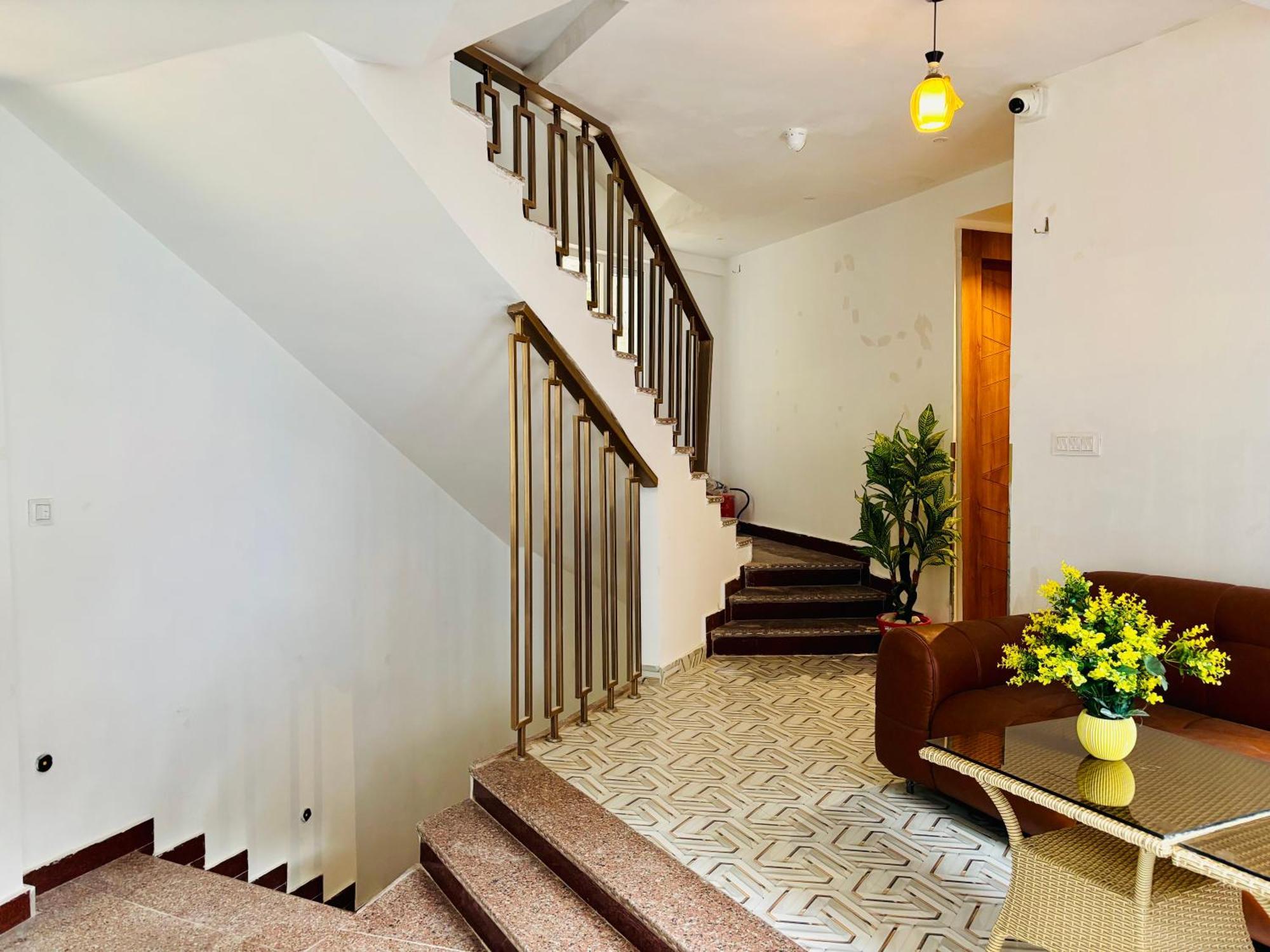 Hotel Check Homes Rishikesh