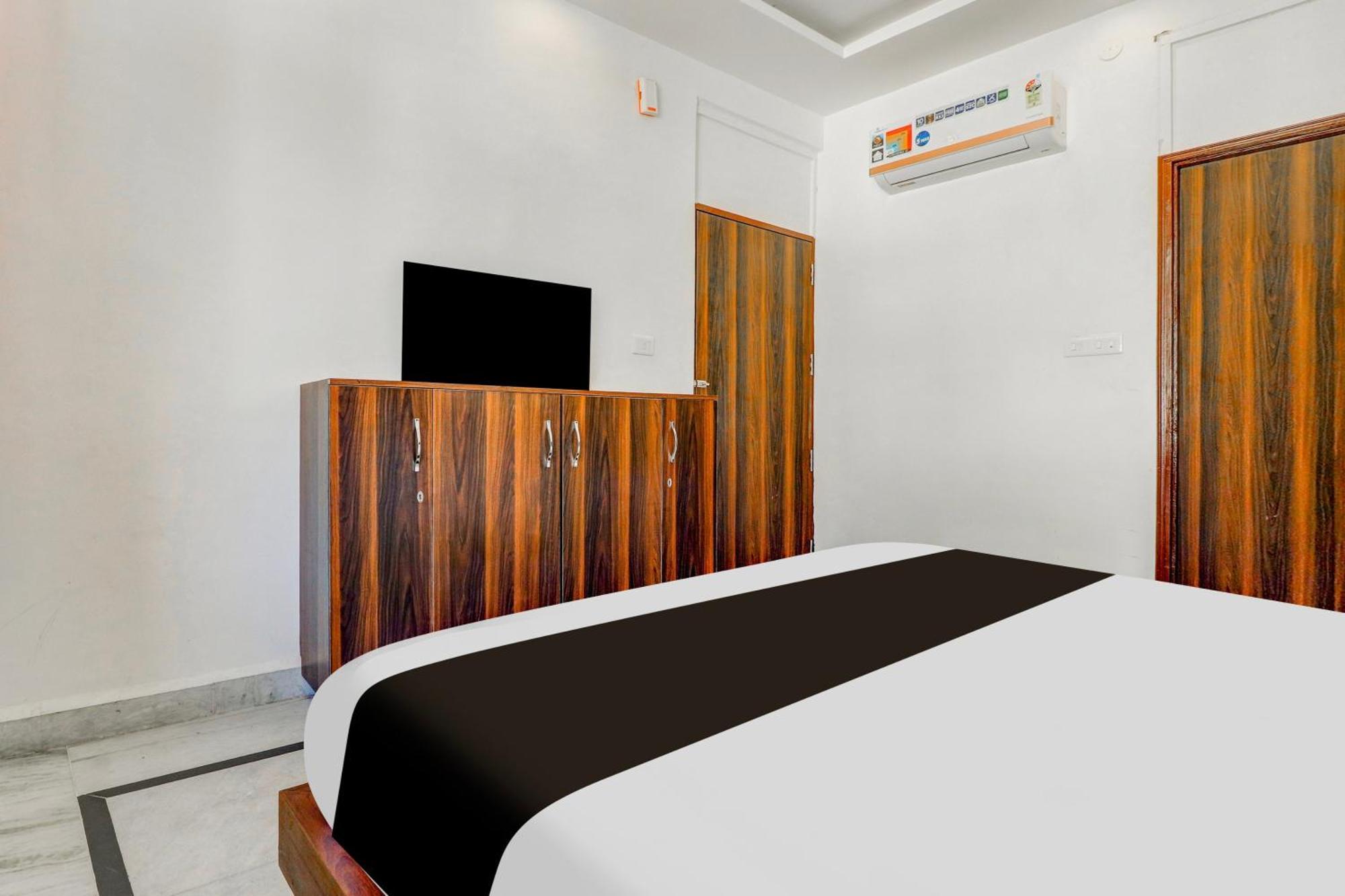 Hotel O Yog Tapovan