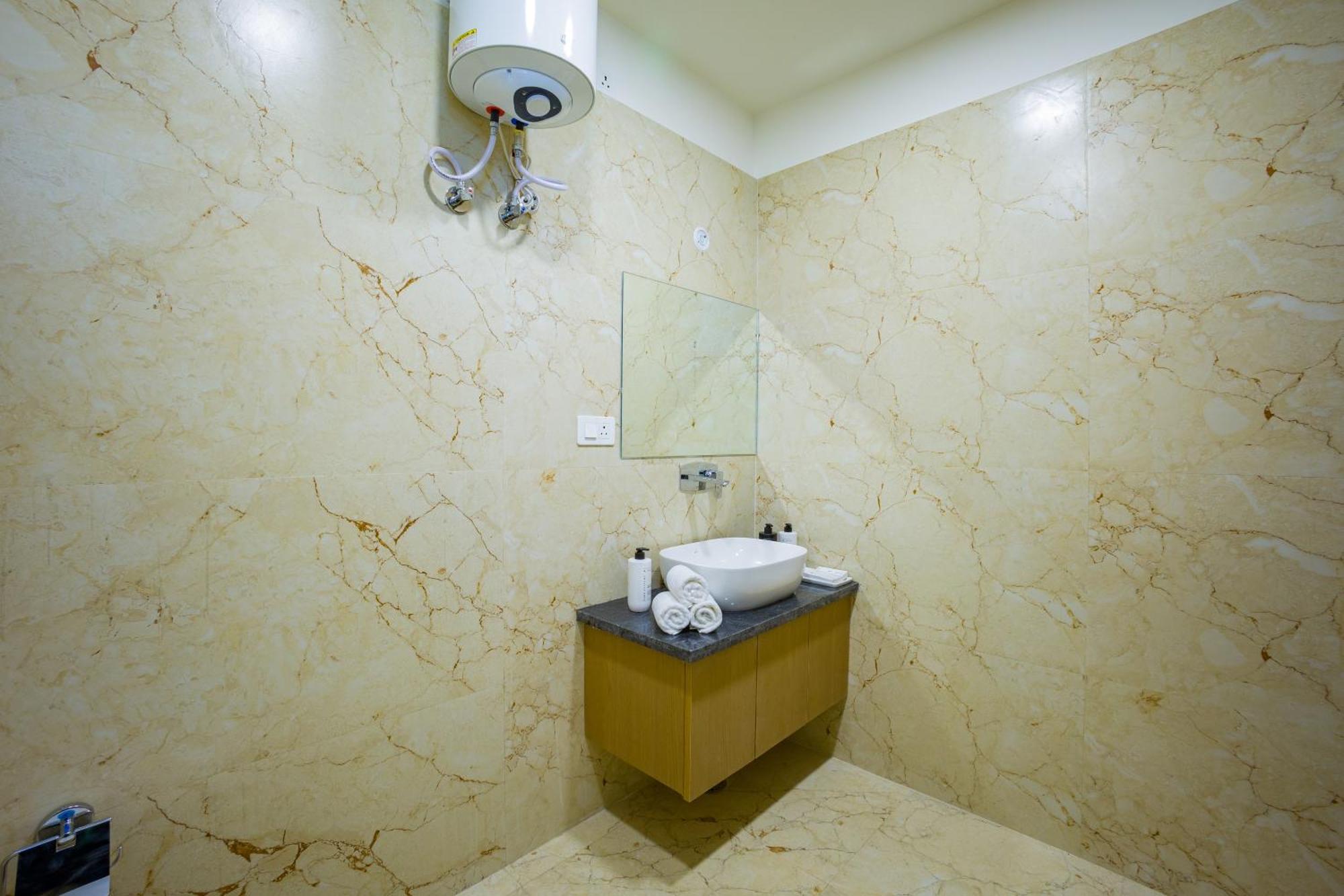 Alaya Bydm Mummas Paradise 3bhk Near Triveni Ghat & Laxman Jhula Apartment