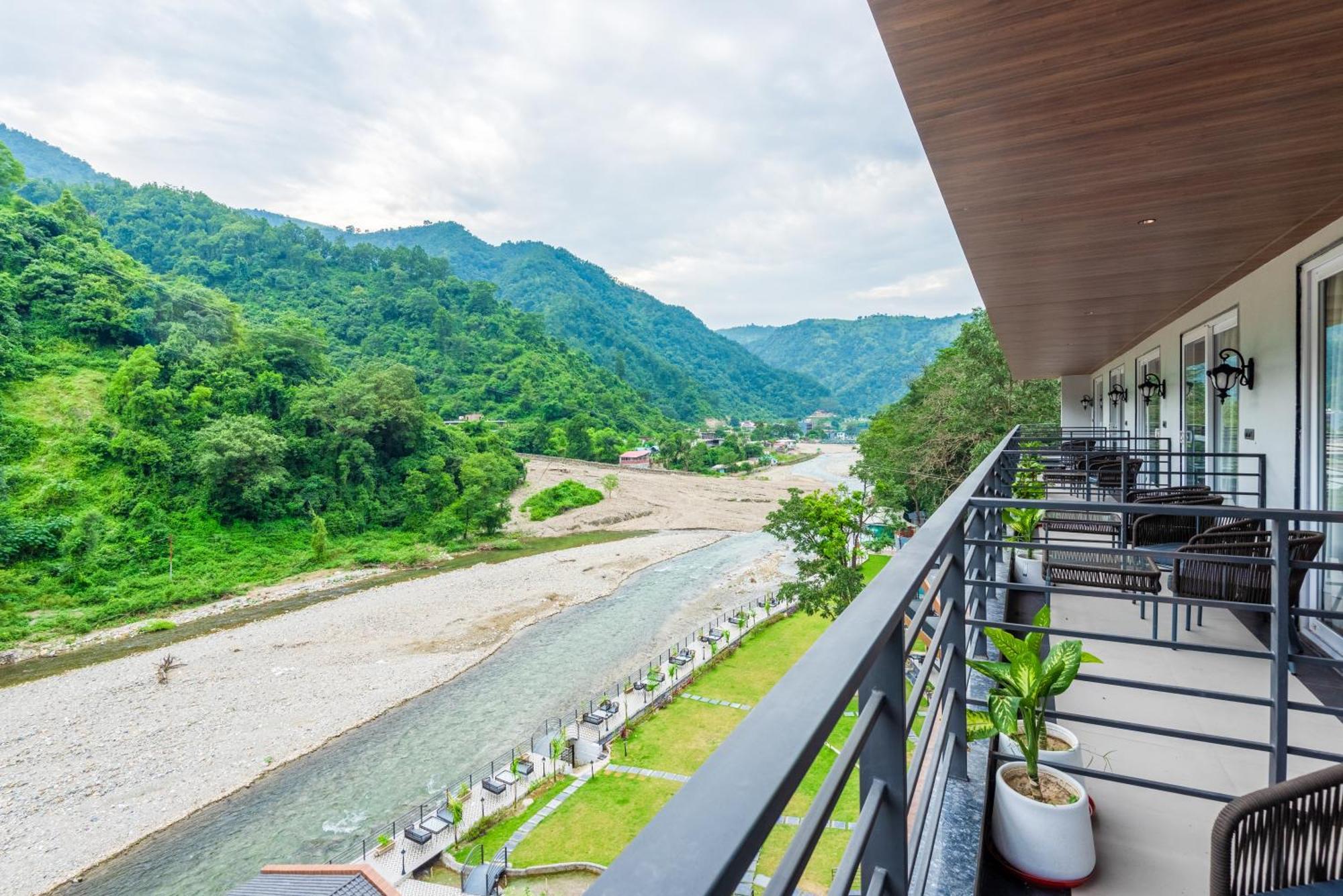 Dls Divine River Resort And Spa, Rishikesh