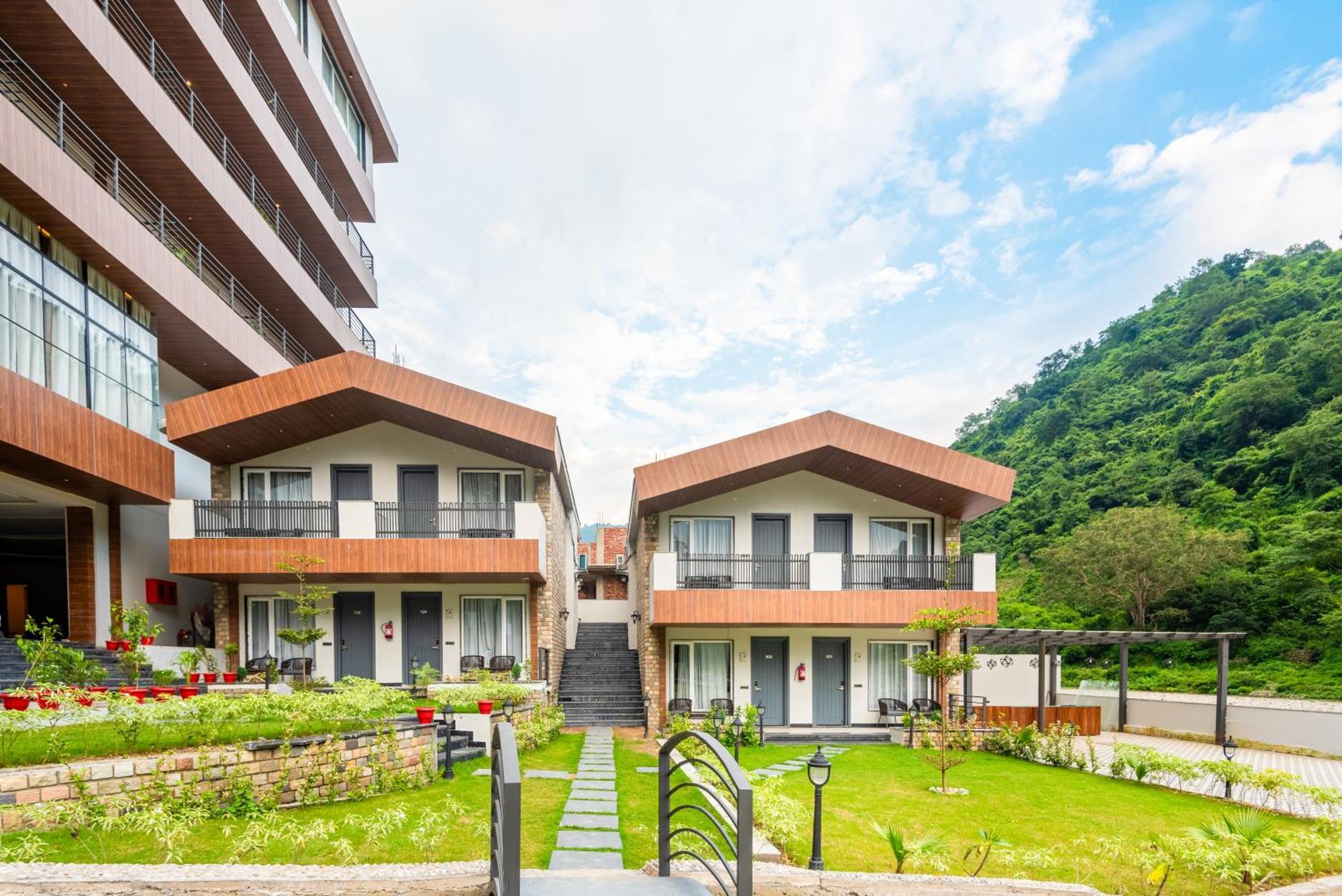 Dls Divine River Resort And Spa, Rishikesh