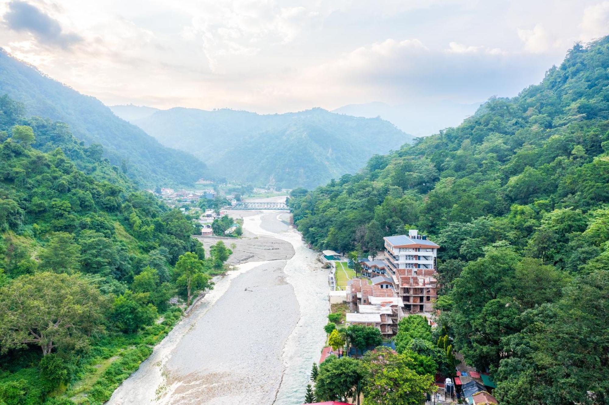 Dls Divine River Resort And Spa, Rishikesh Resort