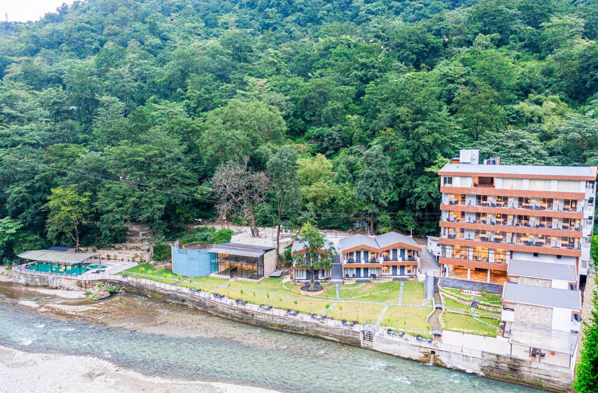 Dls Divine River Resort And Spa, Rishikesh Resort 5*