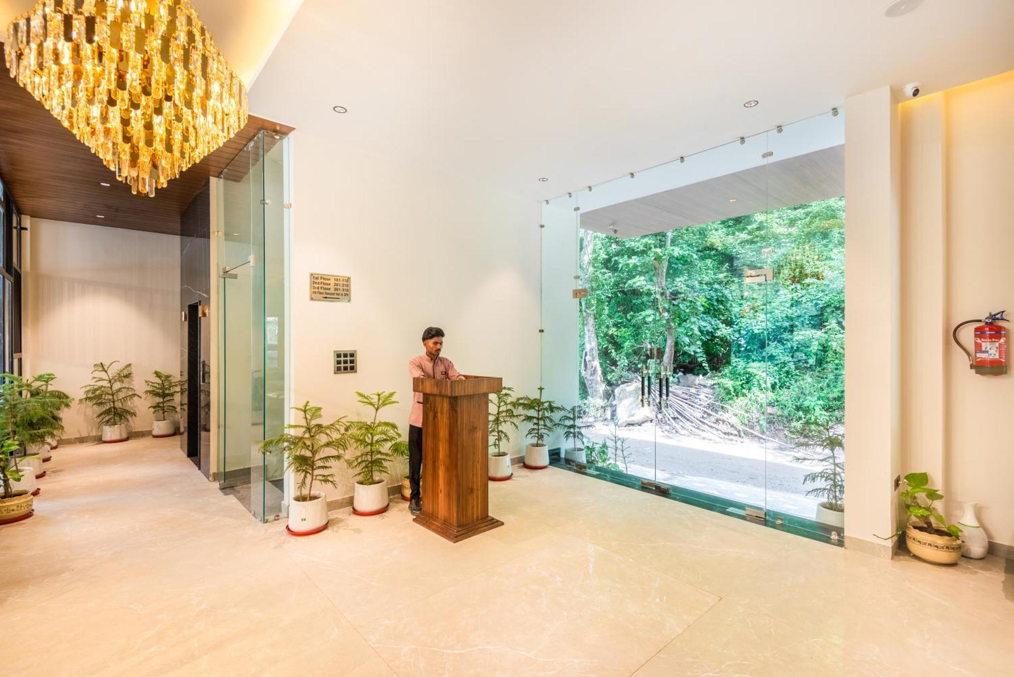 Resort Dls Divine River Resort And Spa, Rishikesh 5*