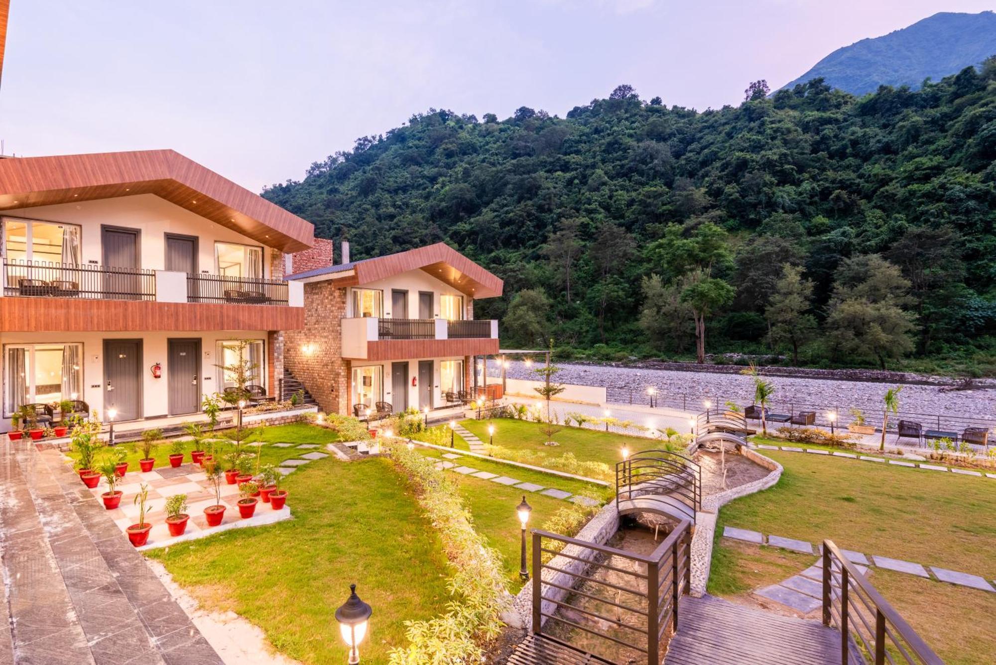 Dls Divine River Resort And Spa, Rishikesh 5*