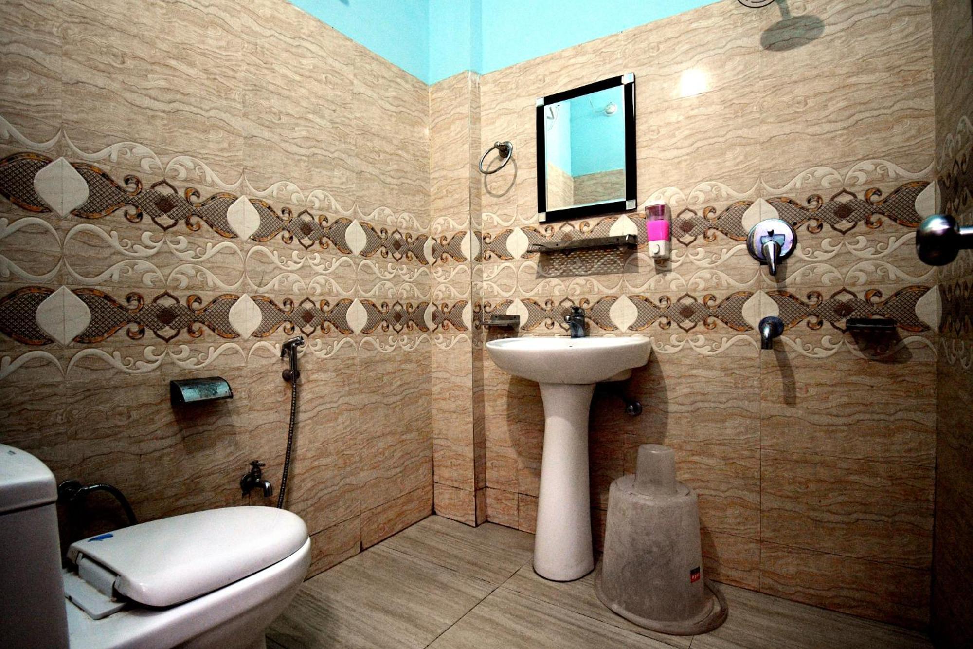 Hotel Dev Bhoomi