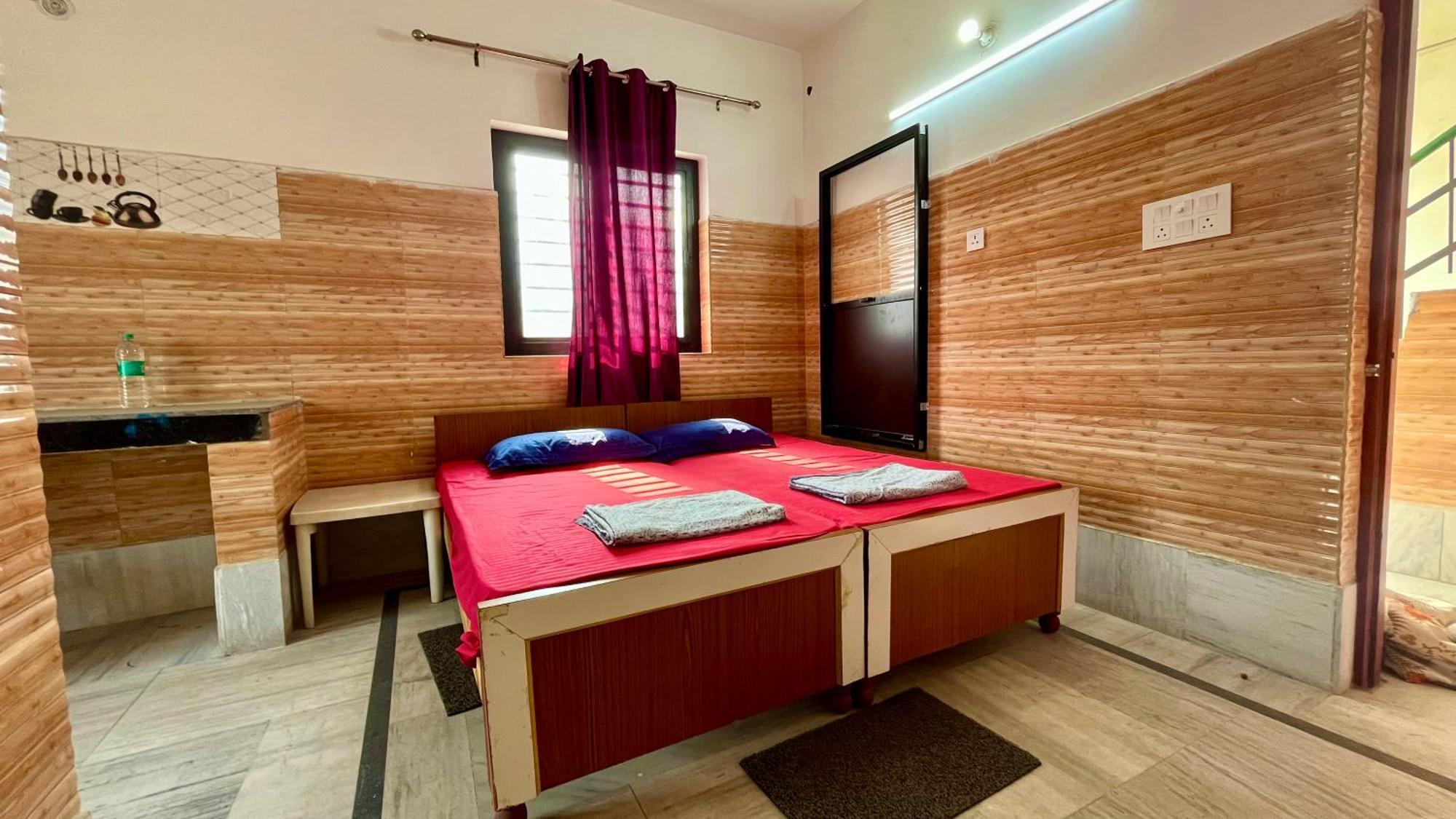 Laxmi Rishikesh