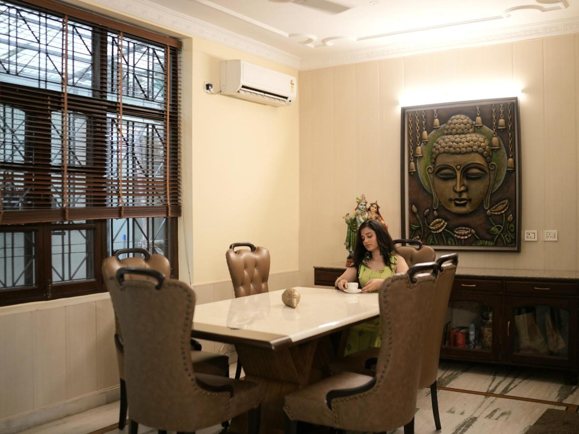 Lodge Atreya Boutique *