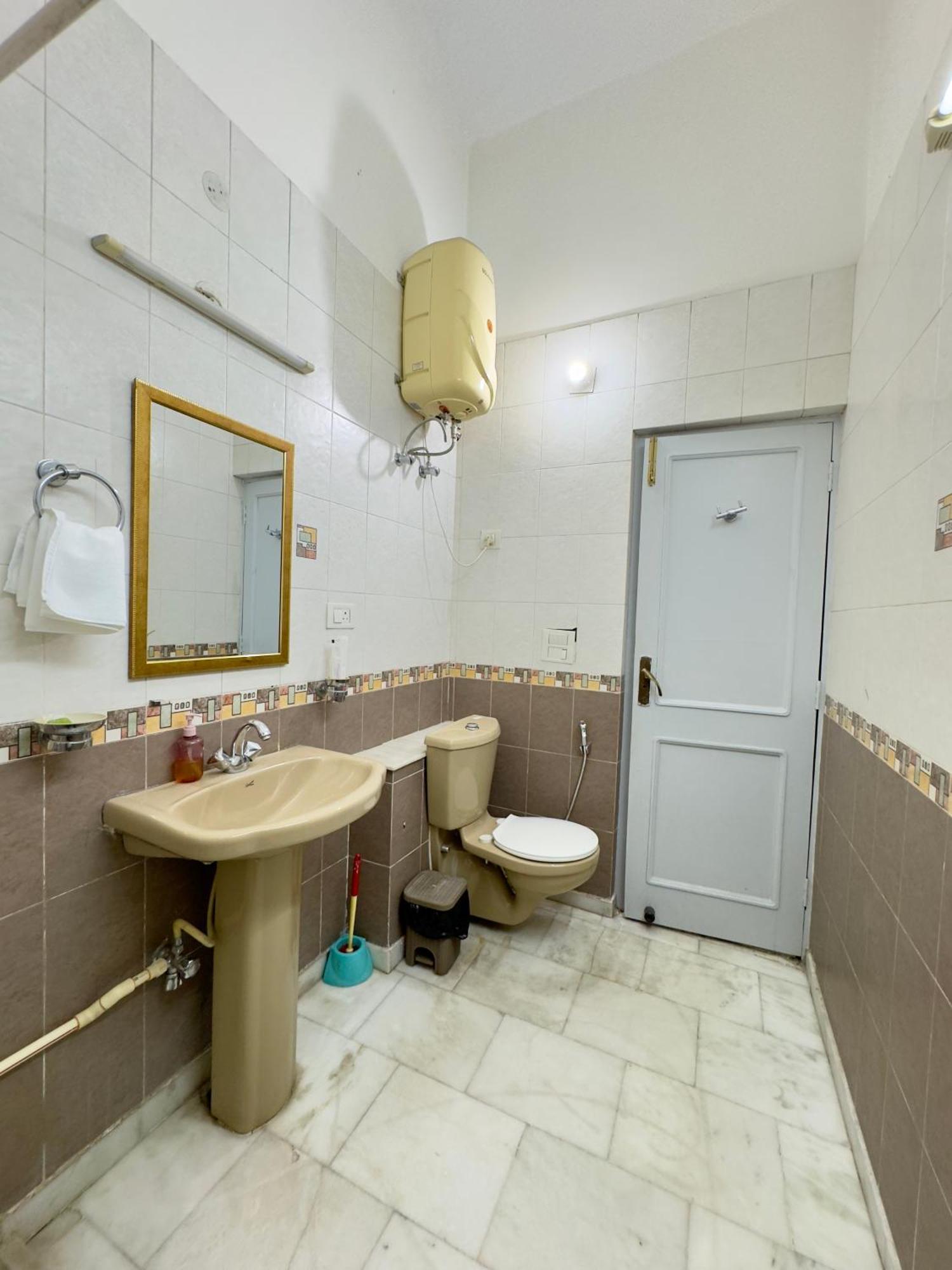 Atreya Boutique Lodge Rishikesh