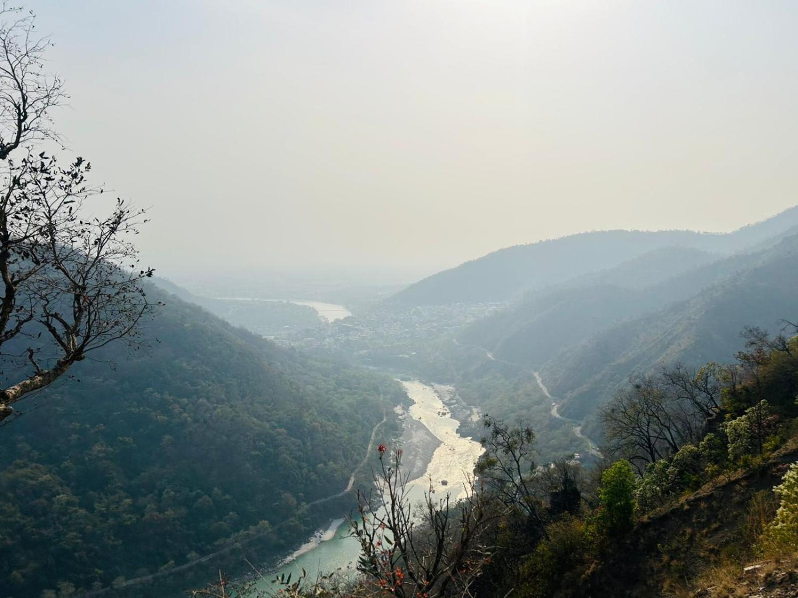 La Casa Bonita - Boutique Home Hotel In Tapovan Rishikesh Homestay Rishikesh