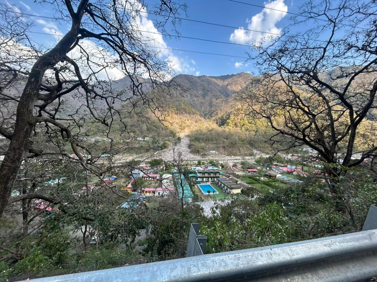 La Casa Bonita - Boutique Home Hotel In Tapovan Rishikesh Homestay *