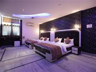 Akash Continental 3*