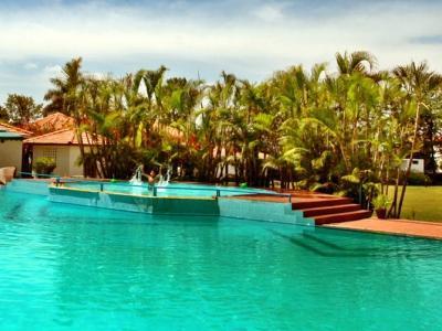 Resort Naturoville Ayurvedic And Yoga Retreat