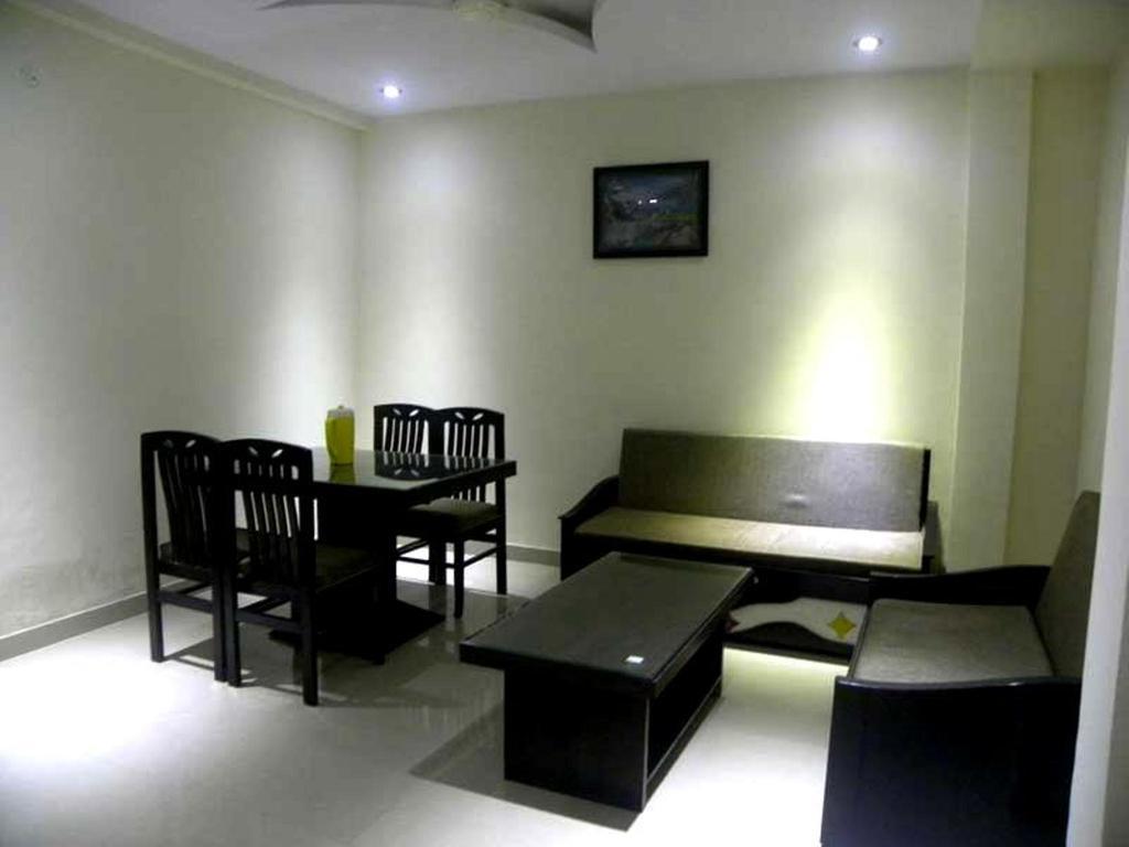 Hotel Laxmi Palace Rishikesh
