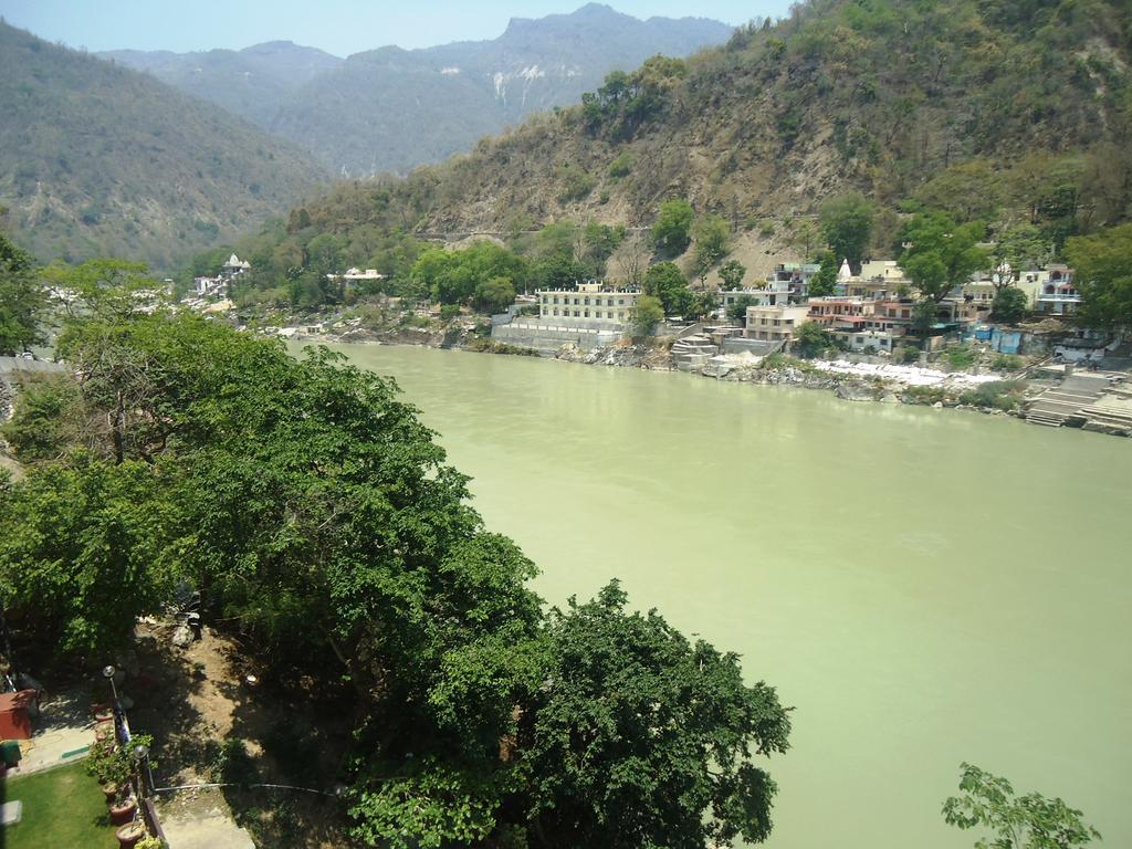 Kunwar Residency 2*