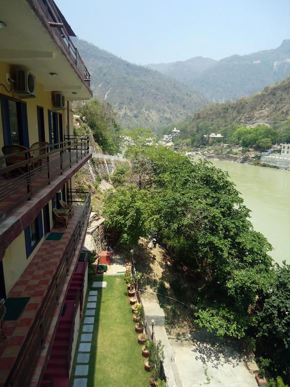 Kunwar Residency 2*