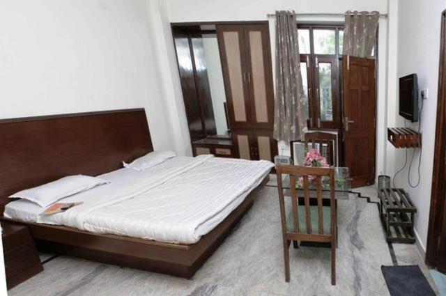 Shivanta Residency 3*