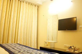 Oyo Premium Mukti Dham Hotel