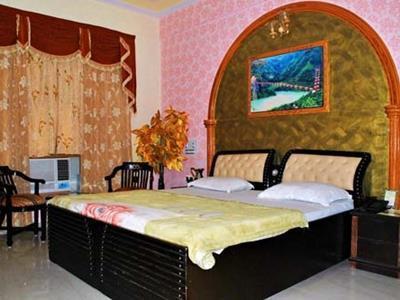 Rishabh Grand Castle 3*