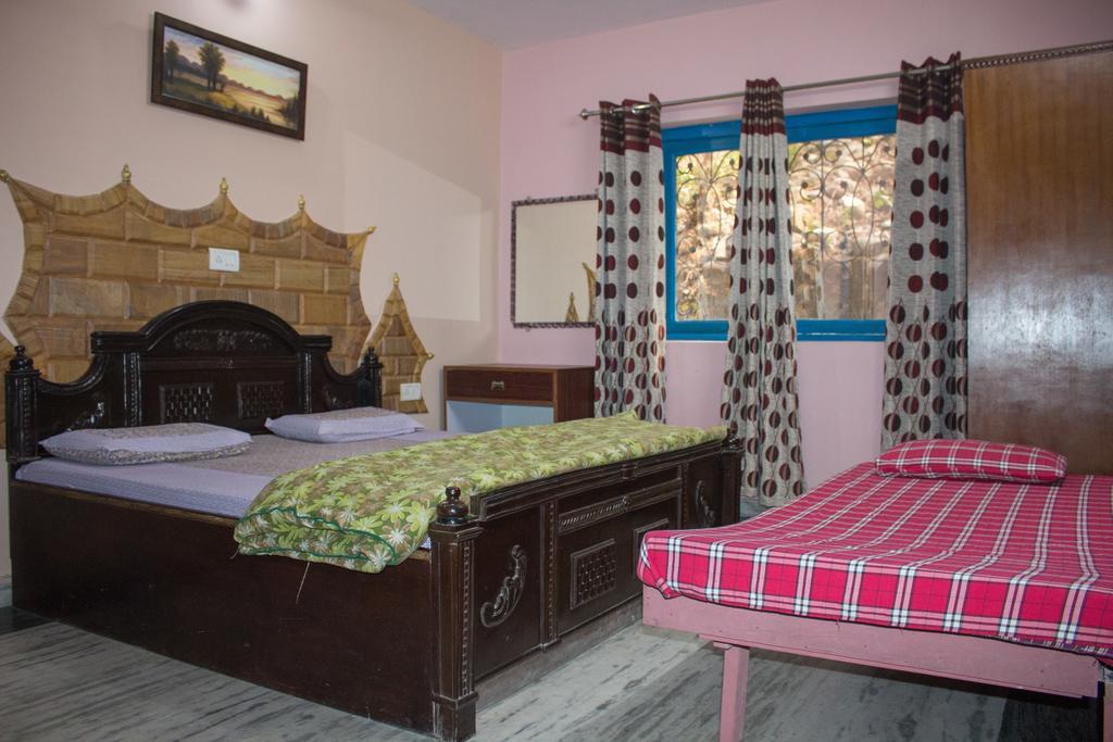 Hotel Golden Crown Laxman Jhula Rishikesh