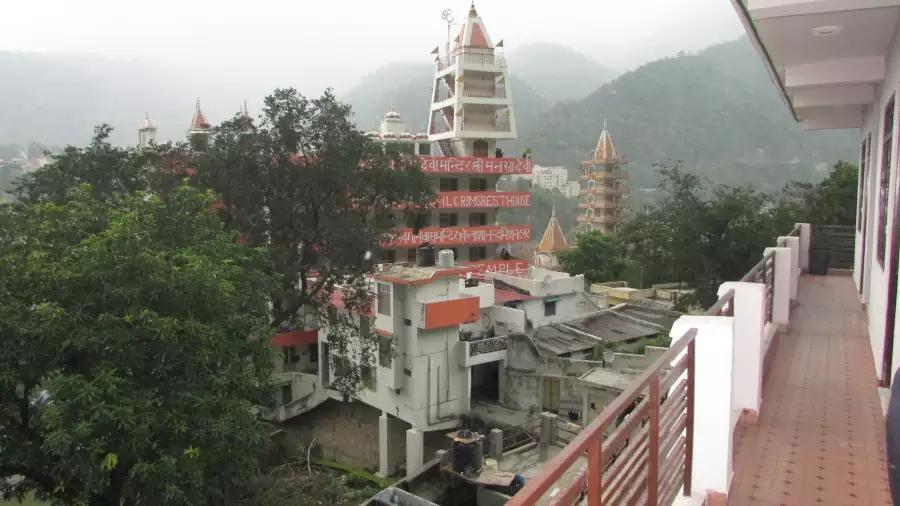 Rudra Guest house 2*