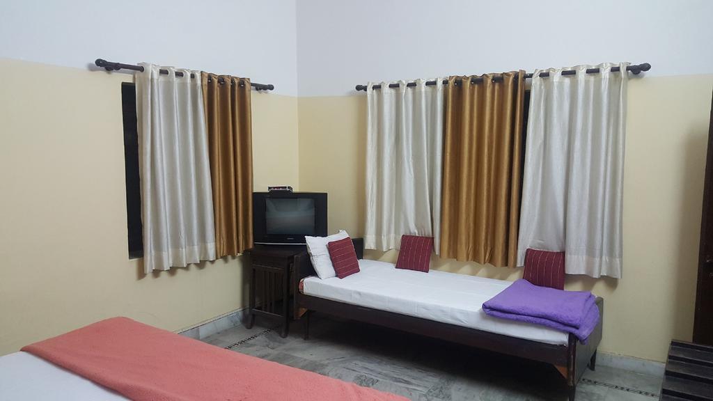 Amraai Homestay