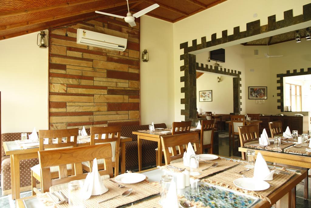 Naturoville Ayurvedic And Yoga Retreat Rishikesh