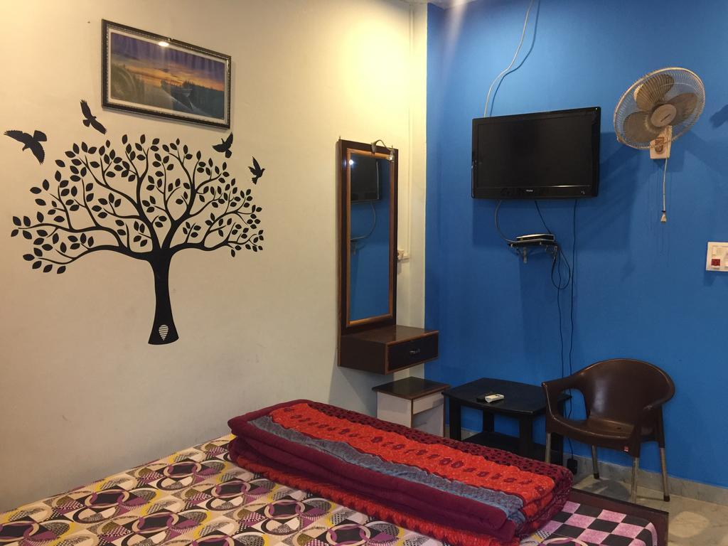 Akash Continental