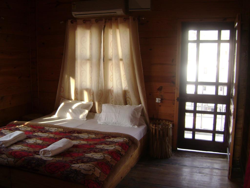 Akash Continental 3* Rishikesh