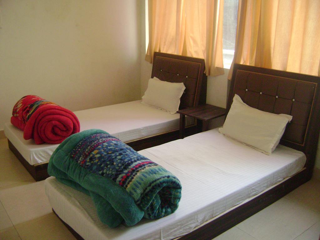 Akash Continental Hotel