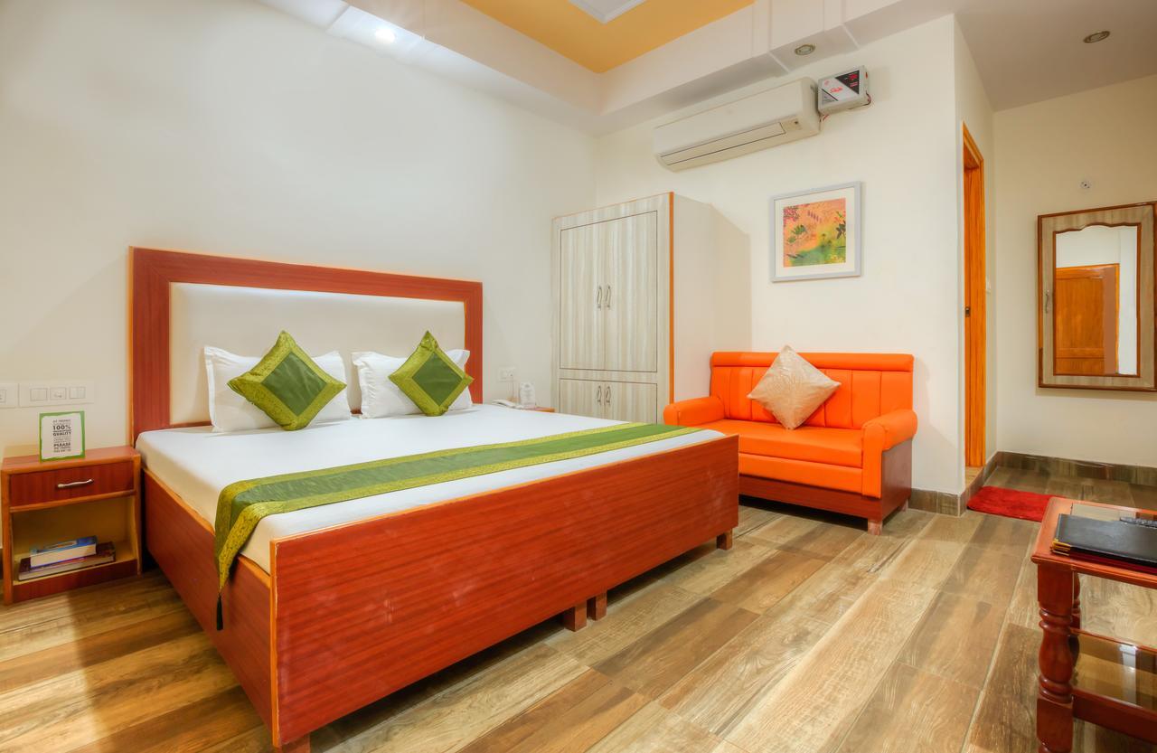 Hotel Treebo Trend The Lily 3*