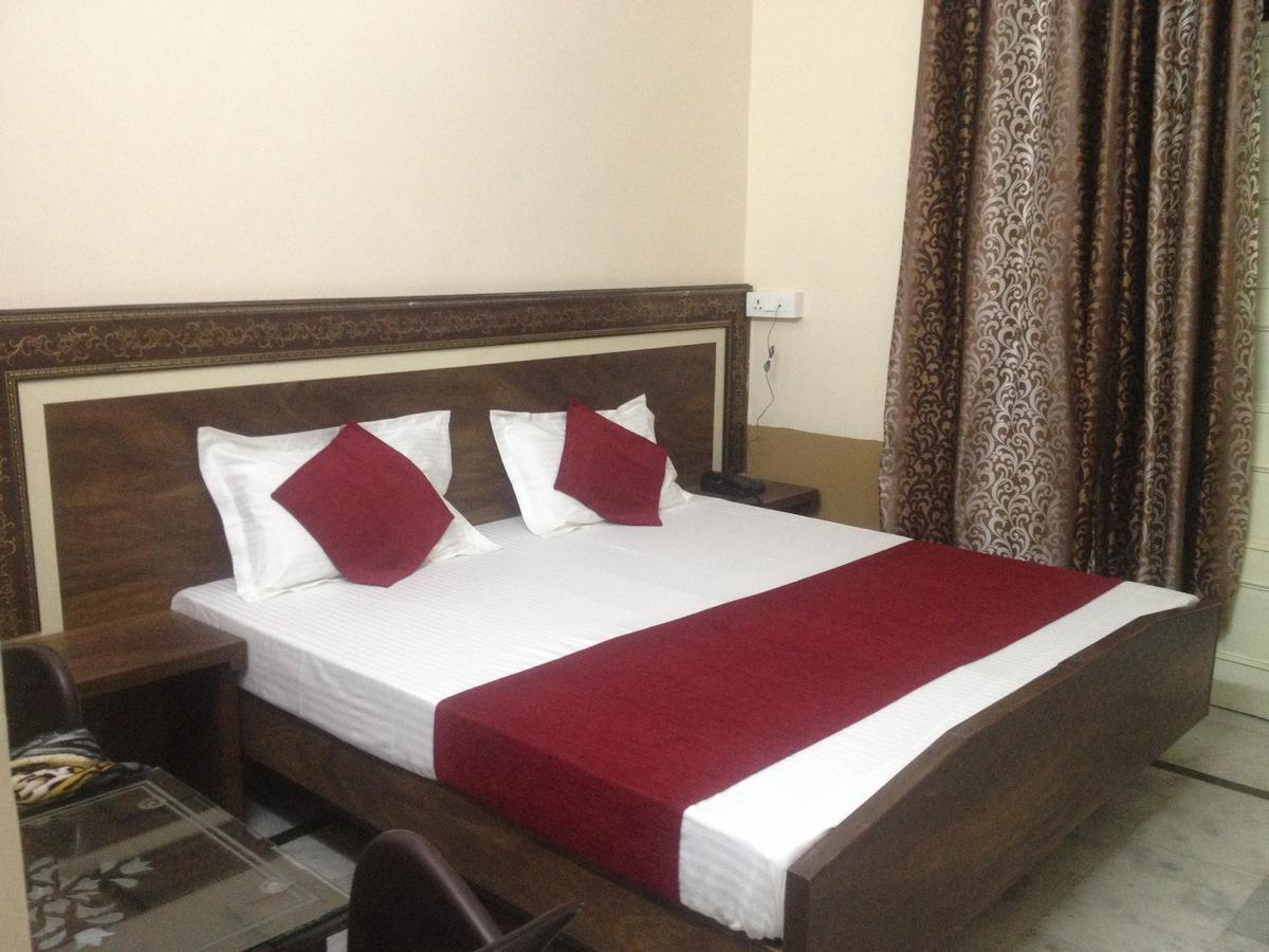 Ganges View 3*