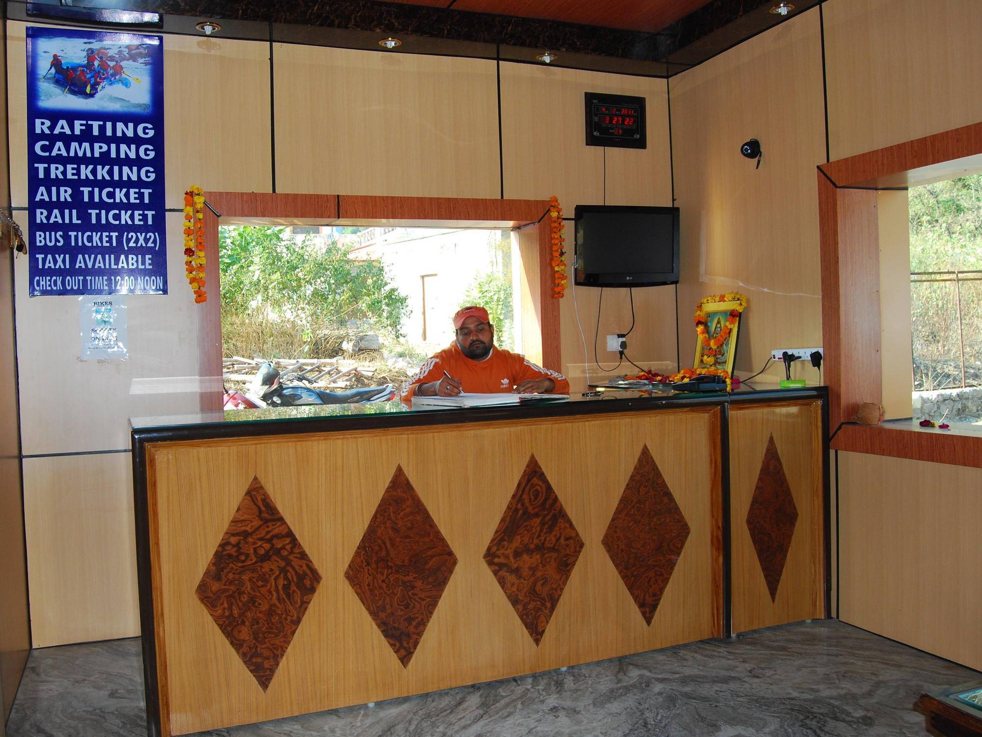 Hotel Shiv Ganga Rishikesh