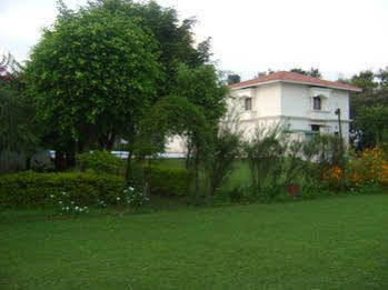 Naturoville Ayurvedic And Yoga Retreat 4* Rishikesh