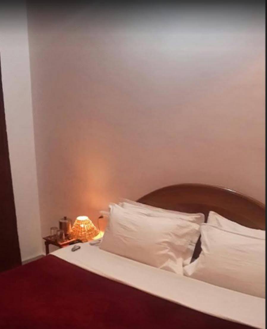 Hotel Hills 3*