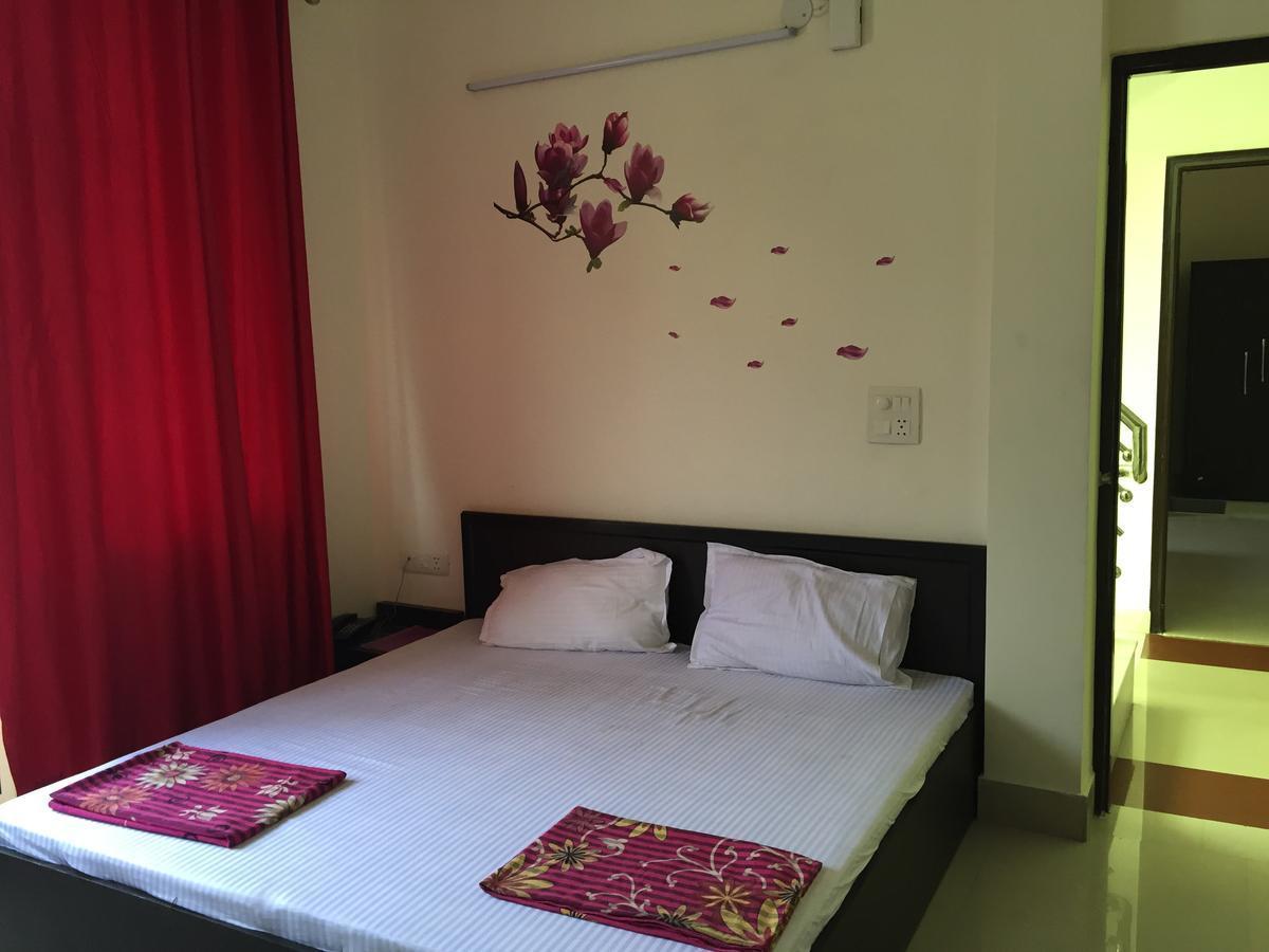 Hotel Shiv 2*