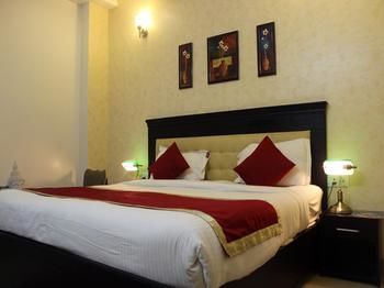 Hotel Oyo Premium Mukti Dham 3*
