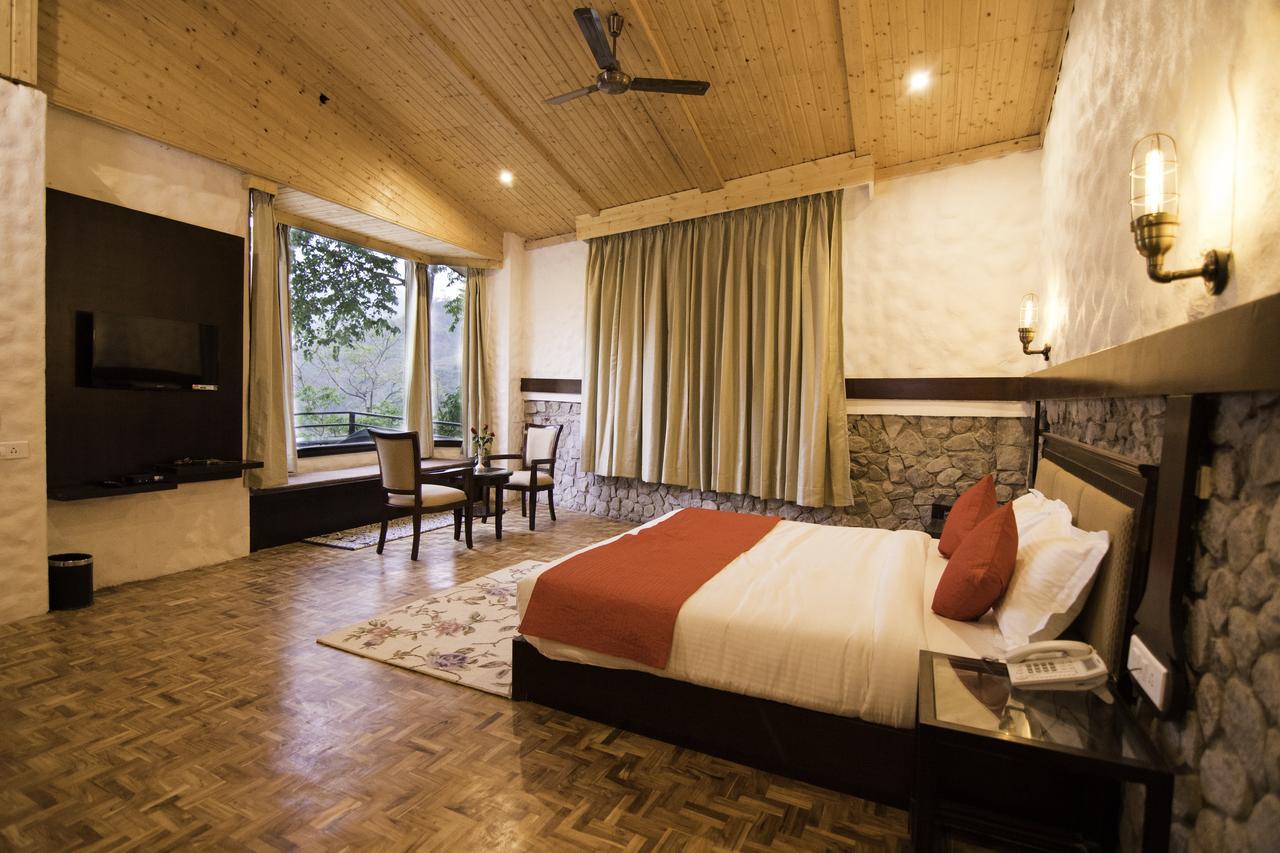 Shaantam & - Rishikesh