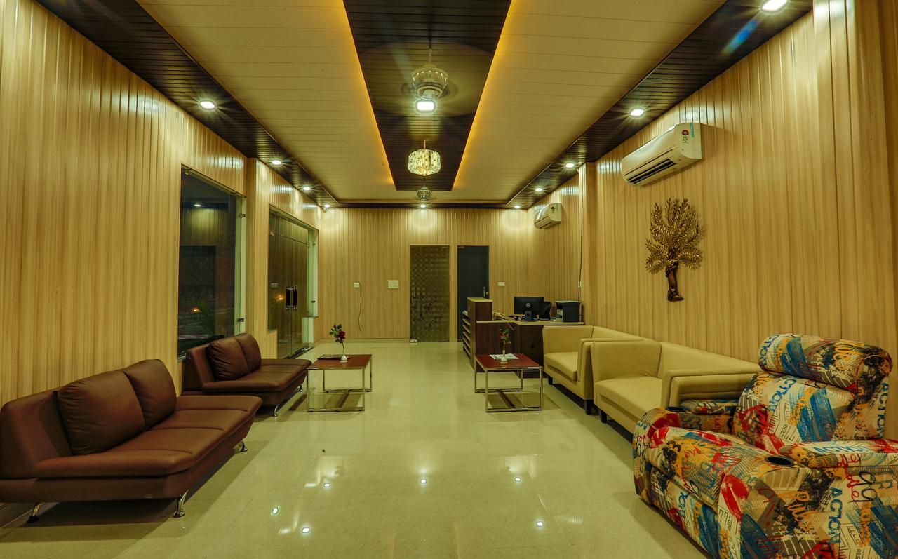 Resort Ezzenza Mahayana & 4*