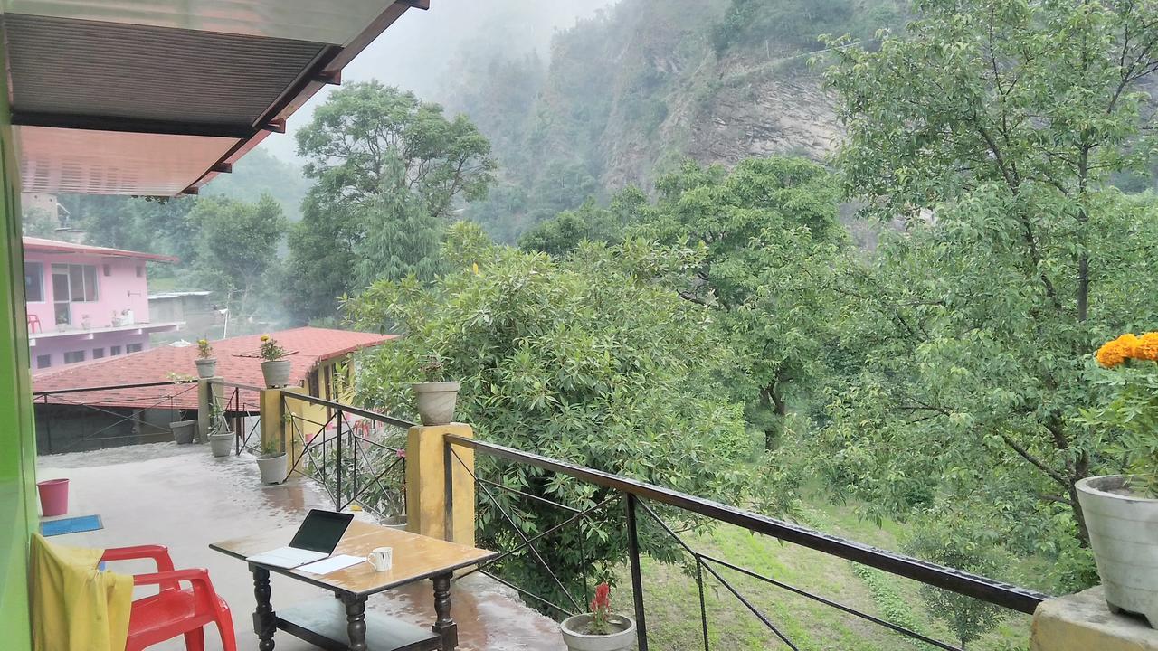 Kedar Valley Resort *