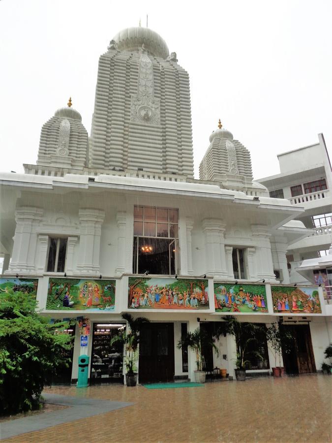 Madhuban Ashram Bed & Breakfast *