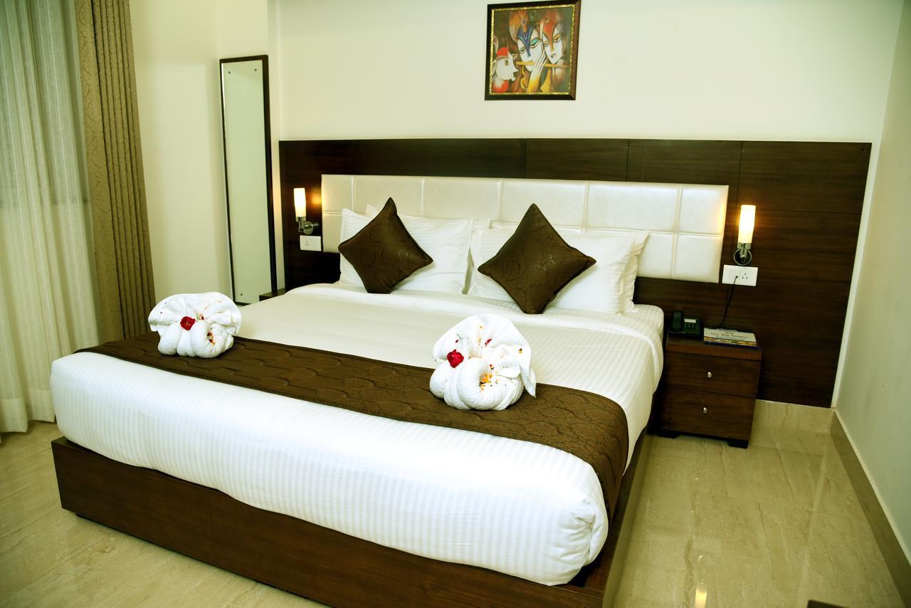 Holiday Hill Hotel Rishikesh